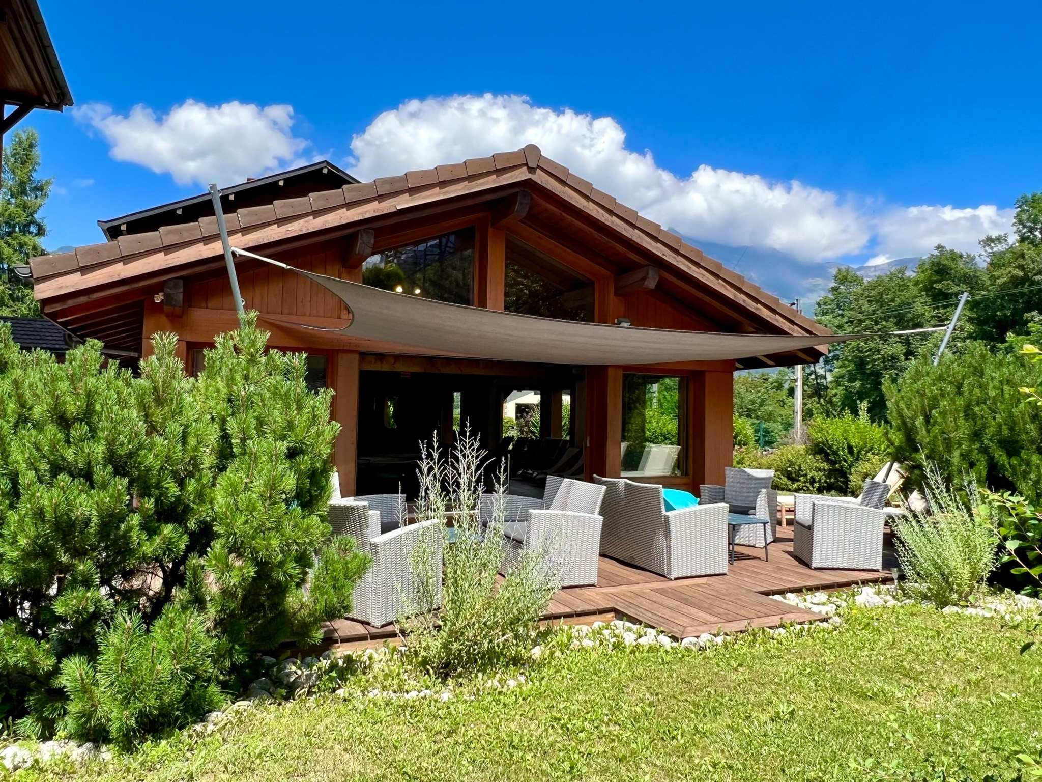 Terasse hotel des 2 gares saint gervais 